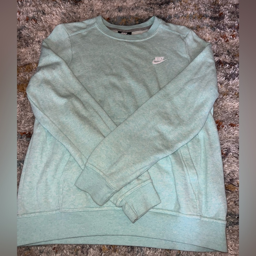 Nike crewneck sweatshirt
